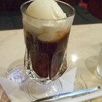 琴 - コーヒーフロート