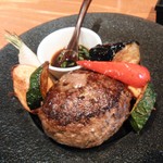 おおひら牛　ハンバーグステーキ定食　2,200円（税別）