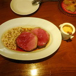 アベス - 仔羊もも肉のロースト2,900円