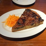 アベス - イワシのスモークとジャガイモのキッシュ1,300円