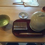 饅頭蒸しとお抹茶（数量限定）　900円