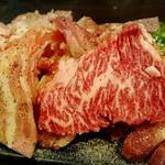 Horumon Yakiniku Zekkouchou - 