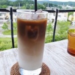 アンソレイユ - アイスカフェオレ