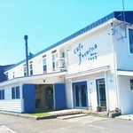 カフェ テルツィーナ  - 外観