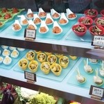 カフェ テルツィーナ  - ショーケースの前菜