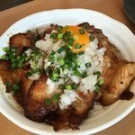 穴場 - 鬼半叉焼丼 550円