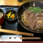 手造りうどん 楽々 - 和牛肉定食(かやくご飯) 1180円