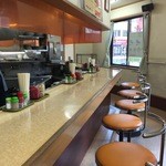 サカエヤ - カウンターのみ