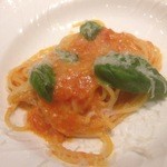 La Brianza - シェフ得意のフレッシュトマトのパスタ