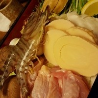 京都 権太呂 本店 - うどんすきの材料