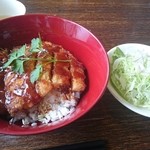 ビストロミカサ - ソースカツ丼(980円)