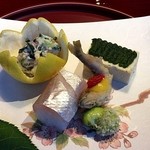 レジーナリゾート富士 - 葉っぱをどかして