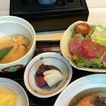 レジーナリゾート富士 - サラダ、野菜巾着、お新香