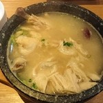 にっこりマッコリ - 半参鶏湯　1,278円