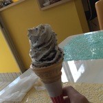 RIKI - クッキーソフトクリーム。