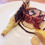 アンティカ オステリア バーチョ - ハッピーポークヒレ肉のポルケッタ