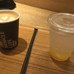 モノクル カフェ - 柚子スカッシュ