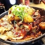 大劇場丼1280円 タレはにんにく普通 ごろごろニンニク200円大劇場丼1280円 タレはにんにく普通 ごろごろニンニク200円
