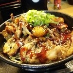 大劇場丼1280円 タレはにんにく普通 ごろごろニンニク200円