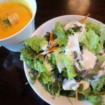 Fougasse - ランチのスープ＆サラダ