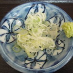 三たて蕎麦 やじま - 葱は極薄切り、わさびも上級品。
