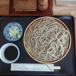 三たて蕎麦 やじま - 十割田舎せいろ、９５０円。匂い香り豊潤。こしは強い。