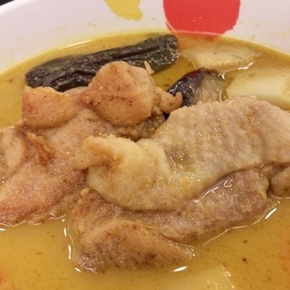 松屋の一部店舗で提供のグリーンカレー By 雨男 松屋 中野坂上店 中野坂上 牛丼 食べログ