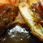 洋食エリーゼ - ジューシーな豚肉