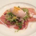 シュマンドール - 生ハム、ロースハムムース、のサラダ