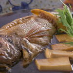 Limited quantity! Red mutsu (boiled, grilled with salt, steamed with sake)