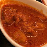 ガンジス - あかね焼きにつけたチキンカレー