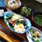 PUBLIC KITCHEN cafe 吉祥寺店 - 日替わり￥９５０
                                (厚切り豚肉と有機野菜の黒酢照り煮）