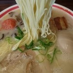 九州じゃんがららあめん - これぞ博多麺！