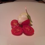 ristorante SOLARE - イタリア産直輸入モッツァレラチーズとトマトの盛り合せ