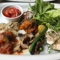 GARB CENTRAL - サラダランチ