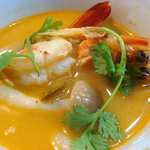 ビアタイ - トム・ヤム・クン（取り分け後）