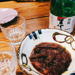 久昇 - ホタルイカの沖漬けと銀盤は富山の代表、遥か富山湾に思いを馳せて一献。