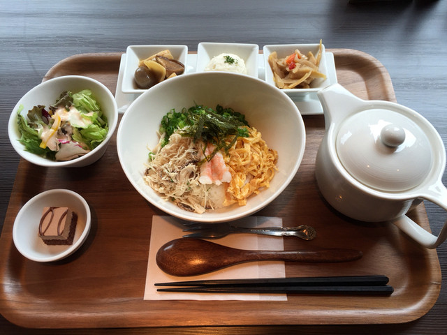 ハナンカフェ Hanan Cafe 都通 カフェ 喫茶 その他 食べログ