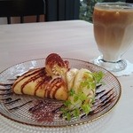 Twin's cafe＆bar - チョコバナナクレープ・カフェラテ