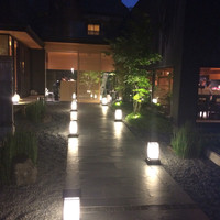 賛否両論 名古屋 - 高級感のあるエントランス