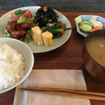 つながる台所・Tane - tansokane定食600円