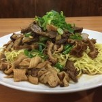 竜一 - 汁無し山椒麺。花椒（山椒）が効いていてシビシビします。