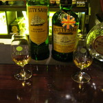 ゑすぷり - ｢カティサーク｣と｢キングダム｣です｡