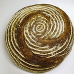 パティスリー・パリセヴェイユ - パン・ド・カンパーニュ　600円　ホール＝16年5月