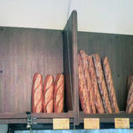 パナデリーヤティグレ - バゲット棚