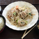 Gombei Chaya - 肉野菜炒め定食 800円