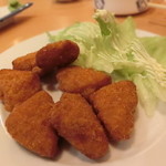 ひげの平山 - カマンベールフライ390円＋税