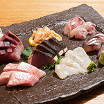 Assorted sashimi