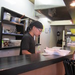 麺や 河野 - 若き天才（？）ラーメン職人の店主