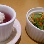 廻鮮寿司 塩釜港 - レディースセットのデザート＆サラダ